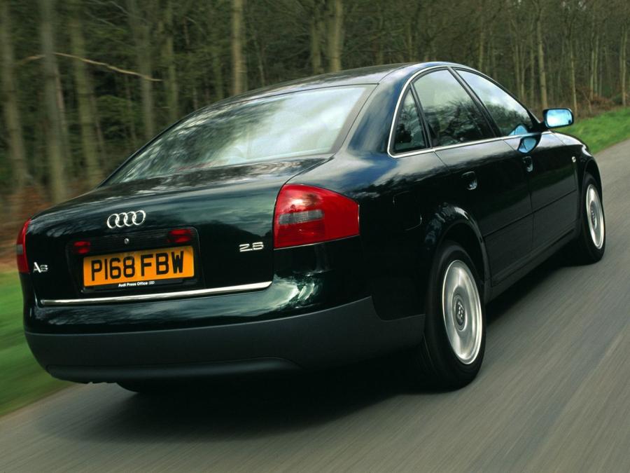  Audi A6 Sedan (4B, C5) 1997 года  (UK) (фото 4 из 8)